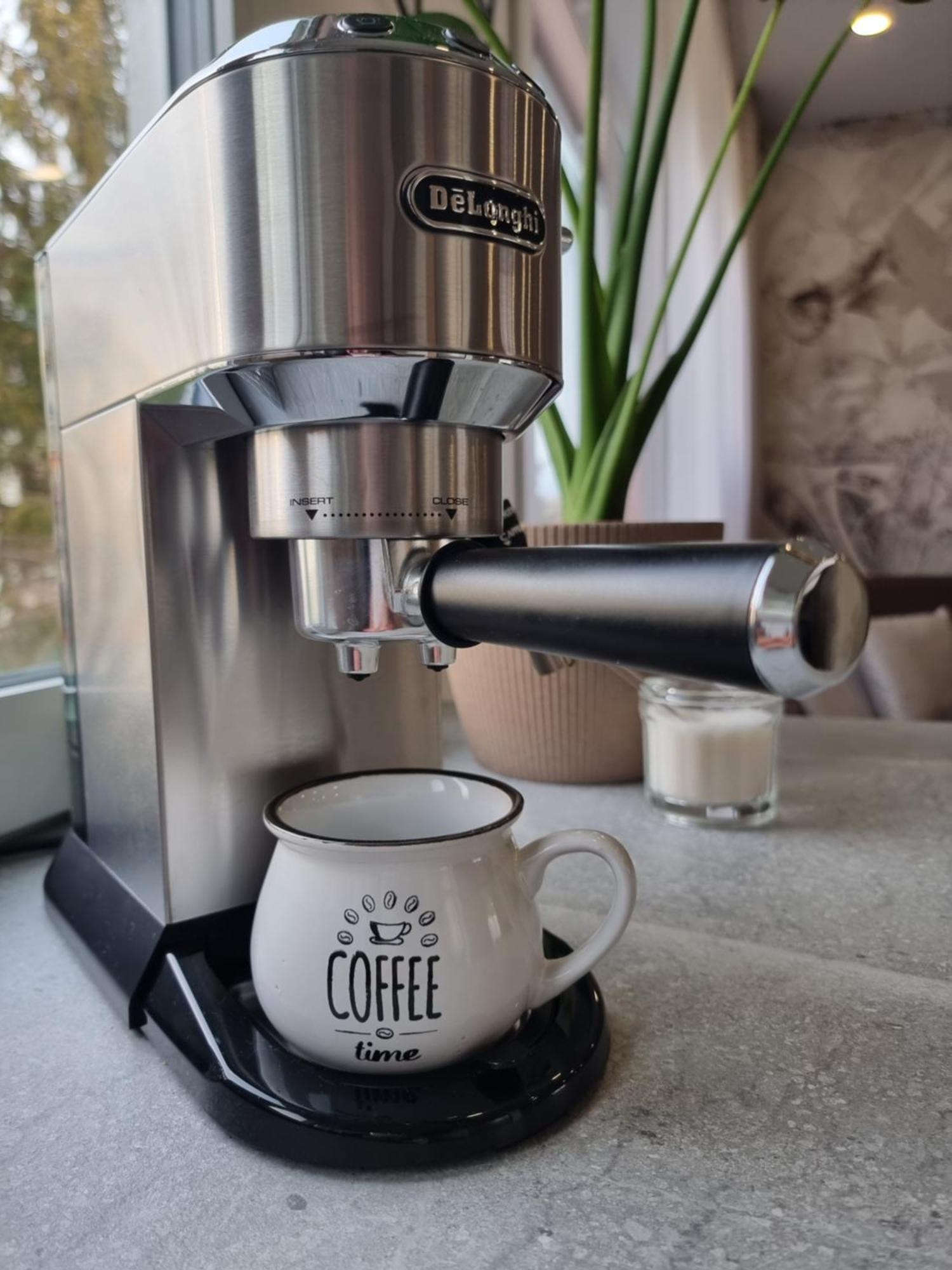 Apartment Coffee Time *